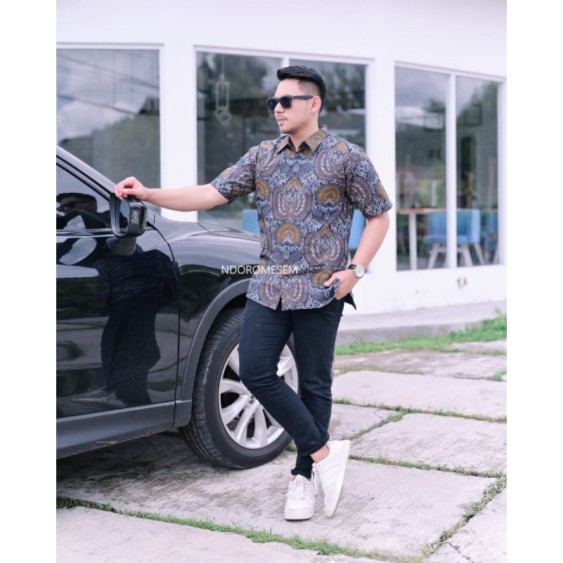 Batik gondrowaru melenium lengan pendek katun halus full furing