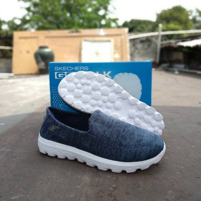 SEPATU SLIP ON PRIA SKECHERS GO WALK SEPATU COWOK CEWEK MADE IN VIETNAM