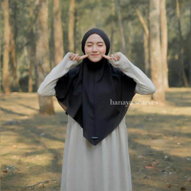HANA BERGO BY HANAYA SCRAVES