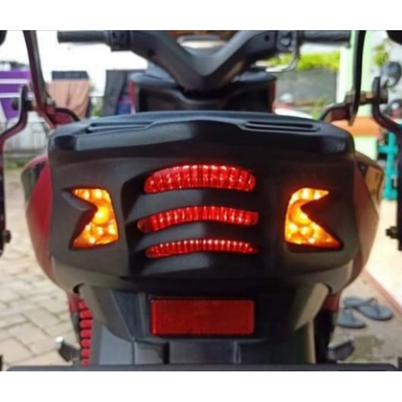 Cover lampu belakang Yamaha freego