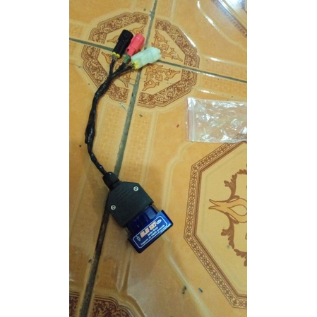 scanner obd2 universal