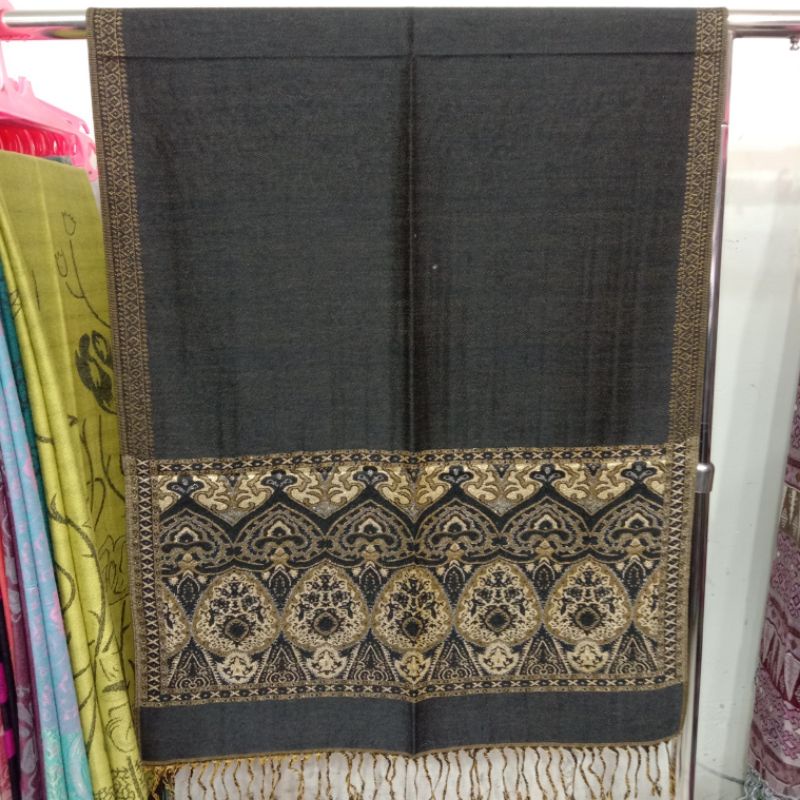 Pashmina Cashmere motif | Selendang | Scarf | Syal | Shawl |-Hitam