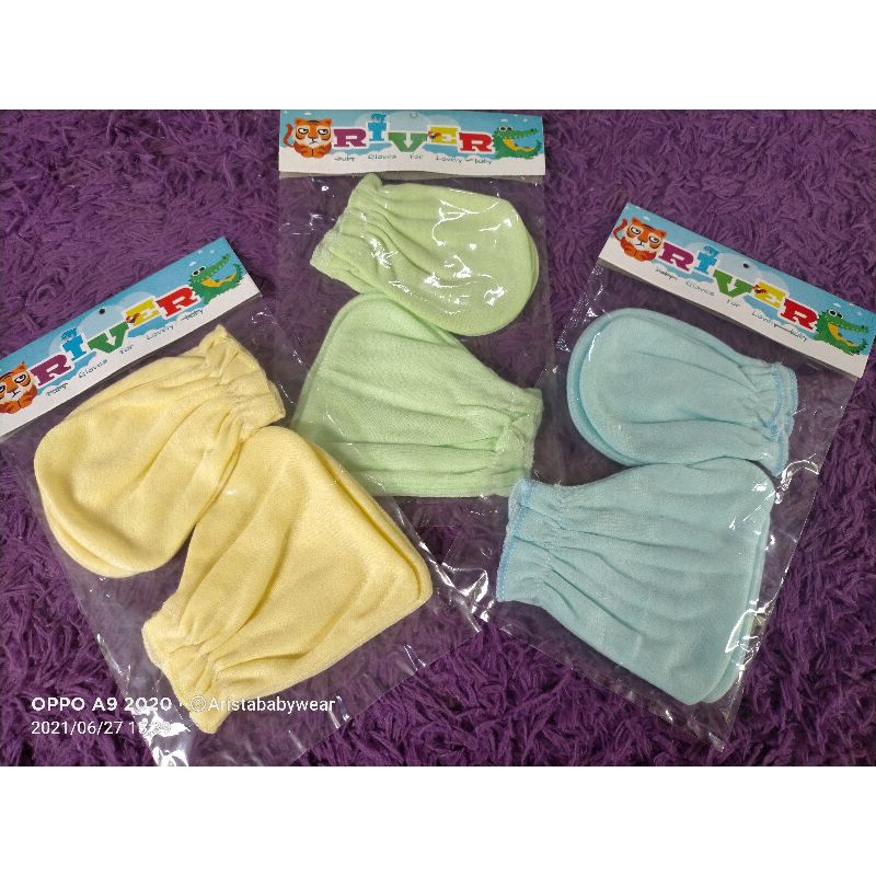 SARUNG TANGAN + SARUNG KAKI AGNIA POLOS &amp; MOTIF