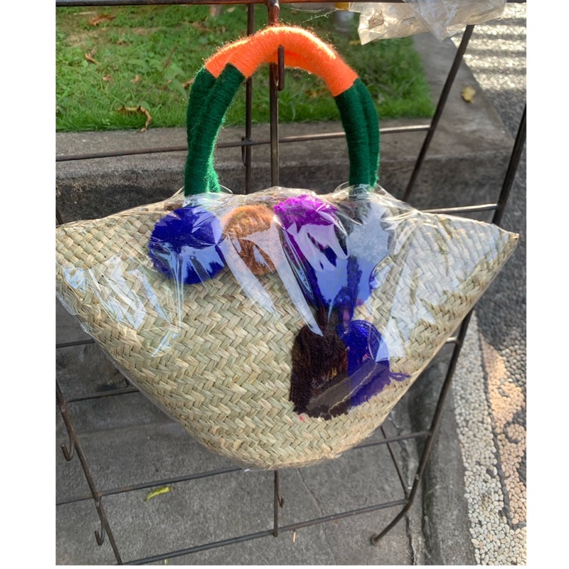 Tas Anyaman Pom-pom Sedang / Tas Anyaman / Tas Etnik/ Tas Bali