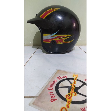 Helm jadul yamaha