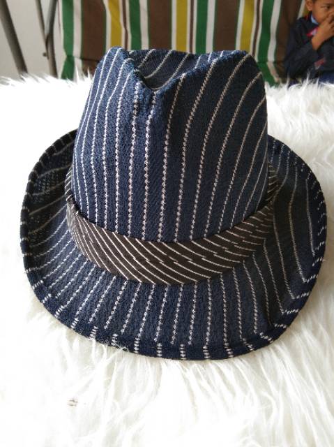 Topi fedora anak strip