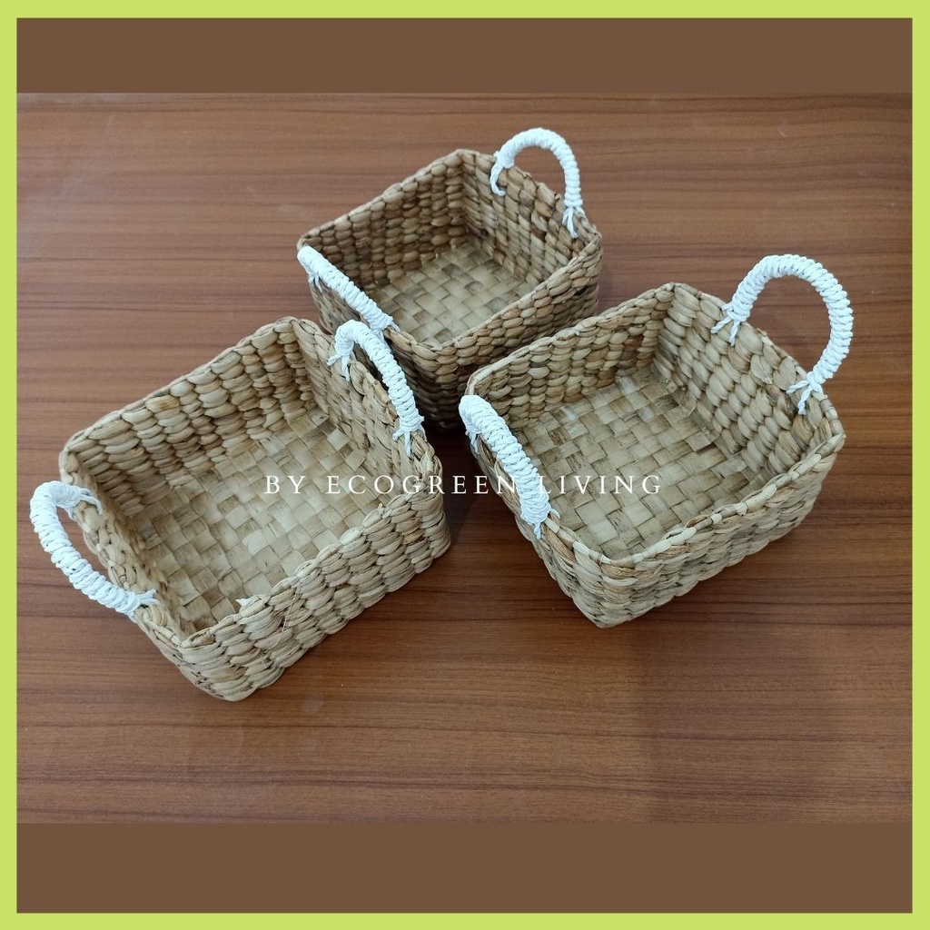 TRAY / KERANJANG HAMPERS ANYAMAN ENCENG GONDOK HANDLE 20X20X11 CM