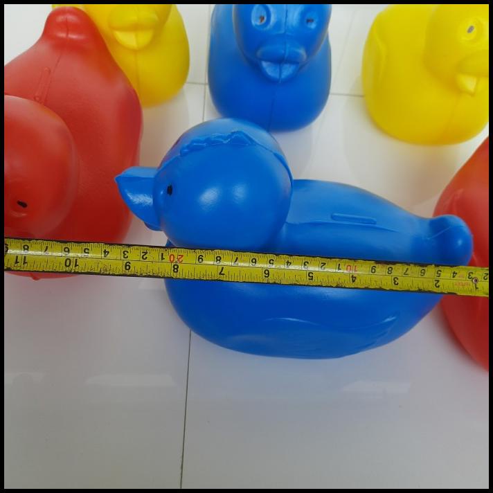 

Celengan Bebek Imut Plastik Murah Panjang 24Cm Grosir 6 Buah