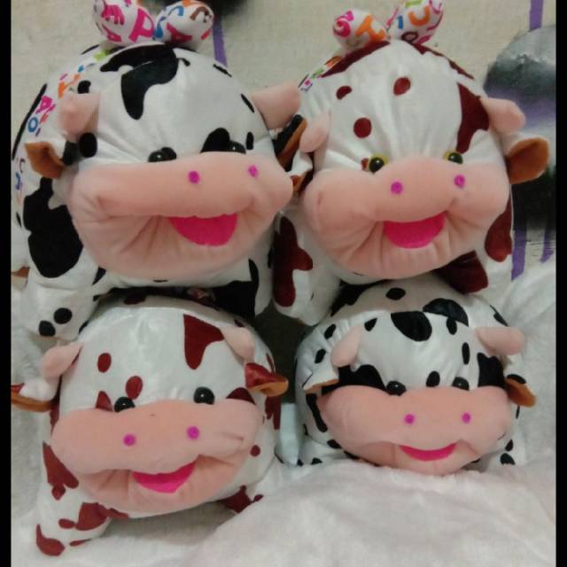 Boneka sapi ukuran besar