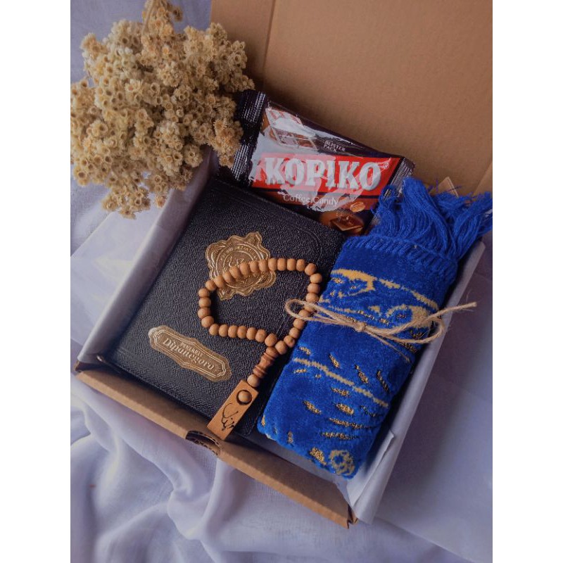 Gift Box Al-Qur'an | Kado Cowok/Cewek Ulangtahun Wisuda Anniversary