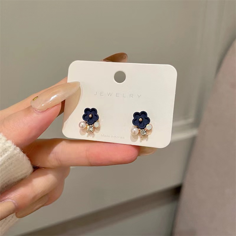 Anting Rhinestone Blue Flower Gold Stud Earring