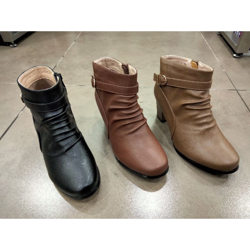 sepatu boots cewek Laviola