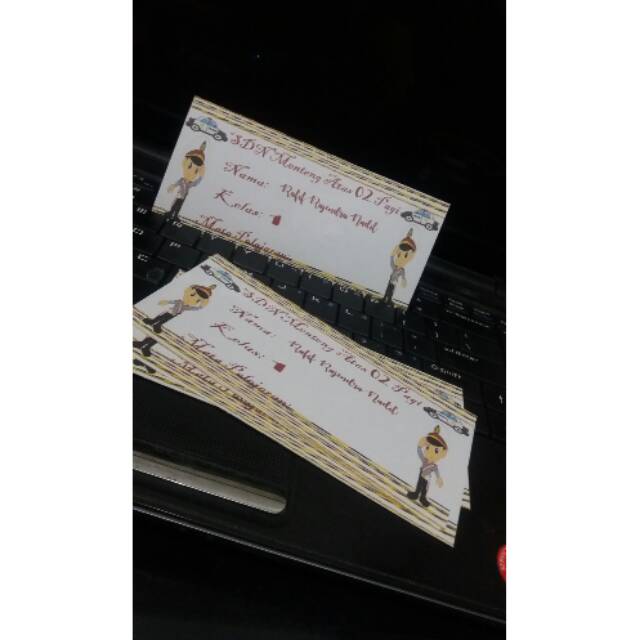 

Stiker label nama/polisi