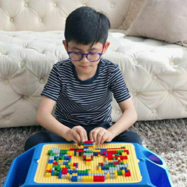 kids indoor table and chairs