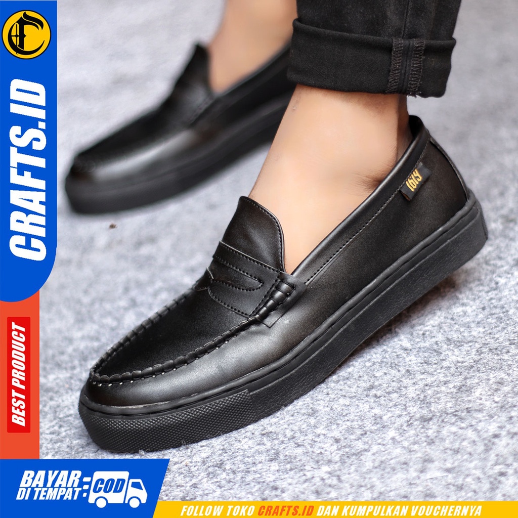Sepatu Slip On Pria Sepatu Casual Pria Formal Kulit Pu Sepatu Pantofel Kerja Kantor Kuliah Kondangan Sepatu Slop Pria Sepatu Hitam Pria CRAFTS TRAVIS