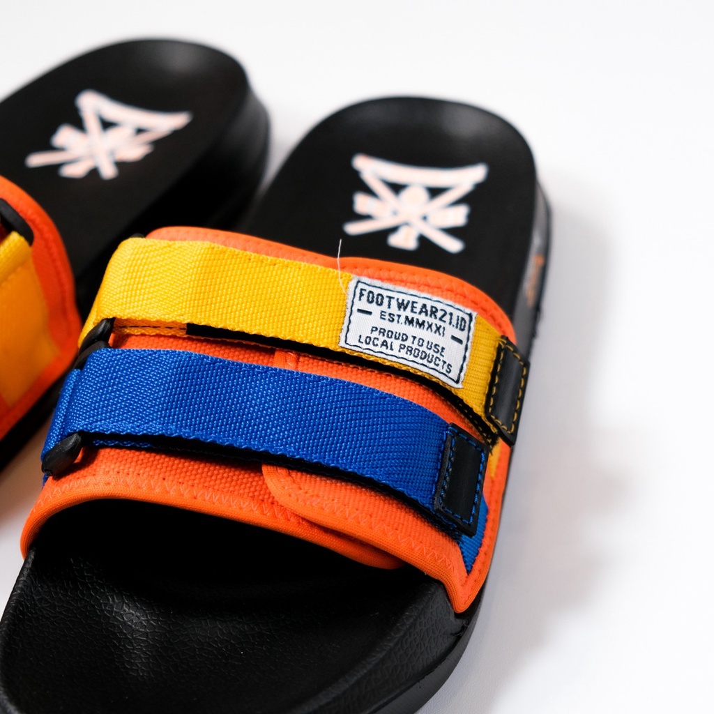 Footwear21.Id  -  Freddo Orange Black | Slippers | Sandal Pria | Slide Slip on | Sendal Anti Licin Ringan Selop  | Sandal Murah