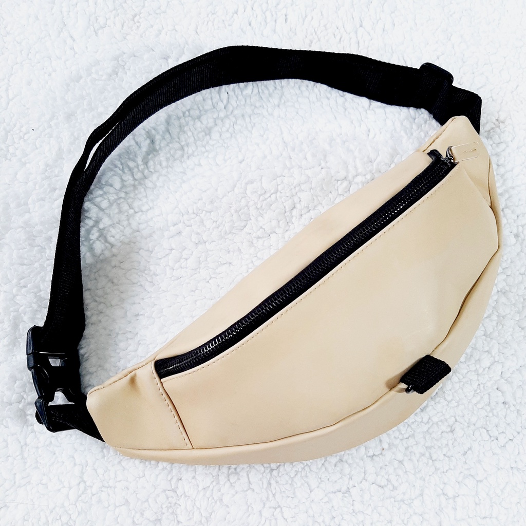 HIGH QUALITY! Waistbag UNISEX Finest Faux LEATHER Basic Pria &amp; Wanita (HEIMA)