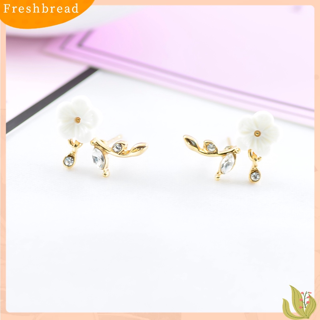 Fresh| Anting Stud Bentuk Bunga Daun Bahan Alloy Aksen Berlian Imitasi Untuk Harian