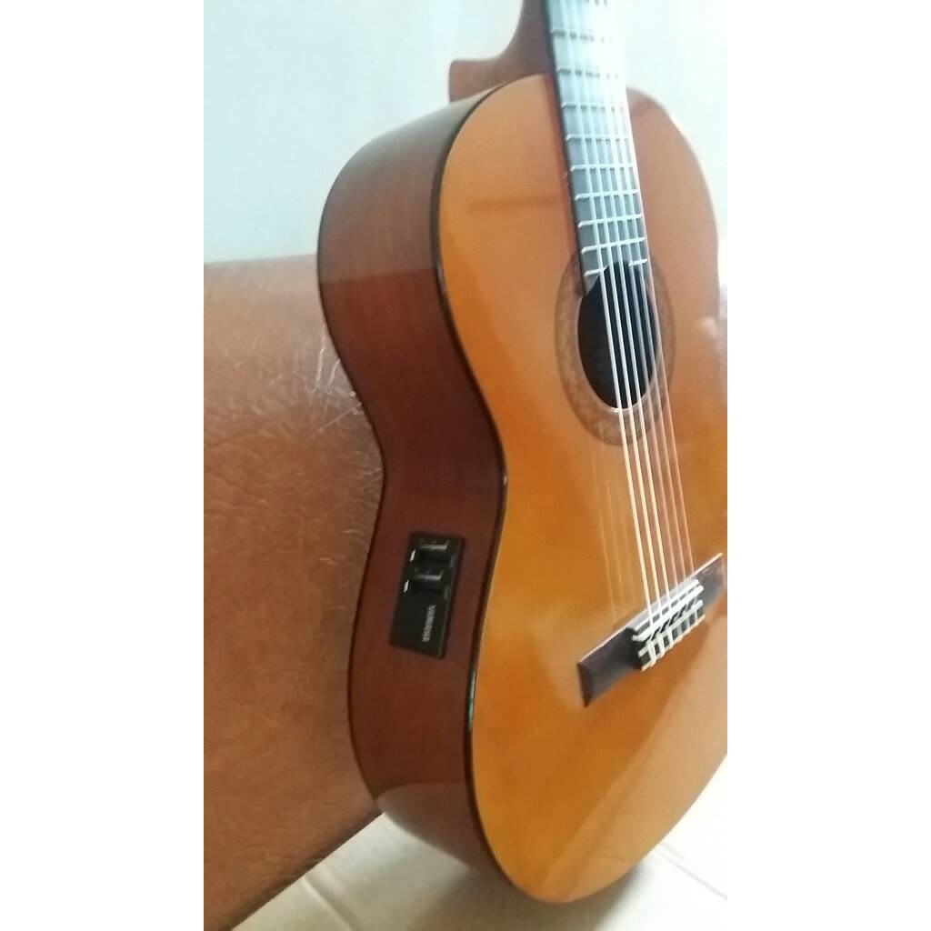 gitar yamaha akustik elecktrik cx40 /senar nylon (pickup syst)