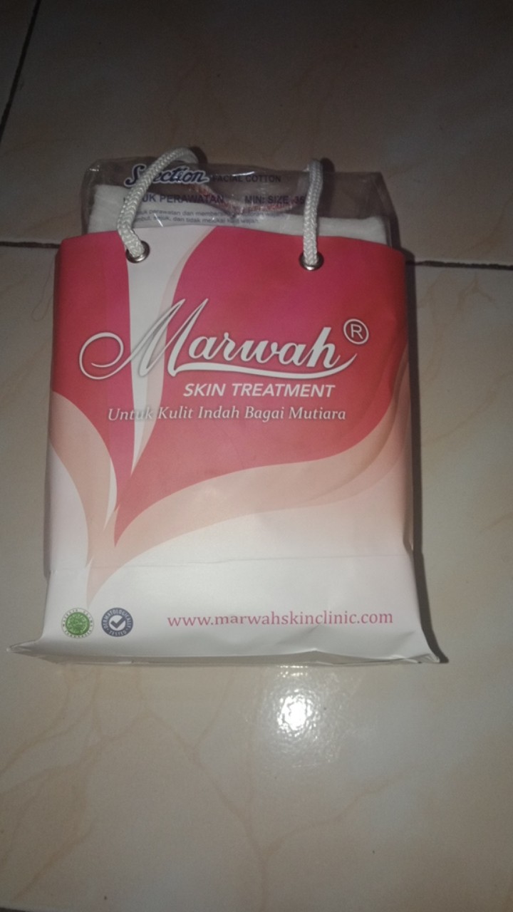 Marwah Diamond Oily Free Serum Gold