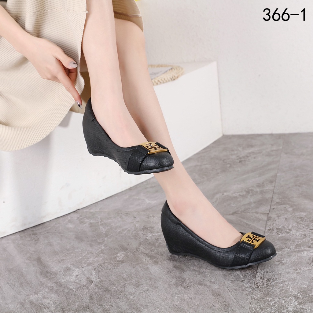 TB Wedges #366-1