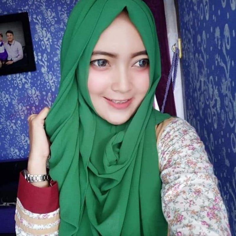 Preloved Tiara Hijab