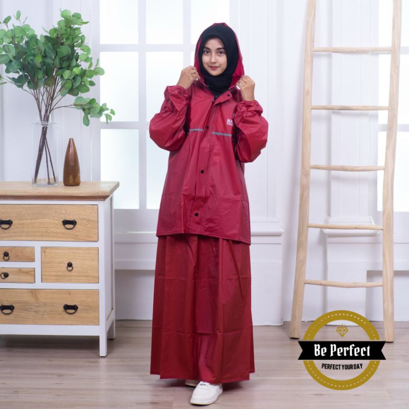 Jas Hujan Wanita Rok Mantel Hujan Setelan Baju dan Rok Dewasa Raincoat Tebal Kuat Anti Rembes merk Masela