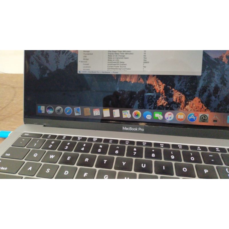 OBRAL..MEC PRO RETINA 13 IN 2016TOUCHBAR.RAM 16 .SSD 256 .CORE I5 .MULUS..CAMERA RUSAK