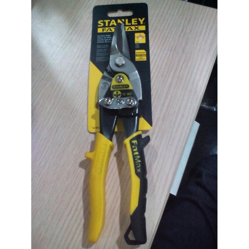 

Gunting Plat Snips 10Inch Lurus Stanley