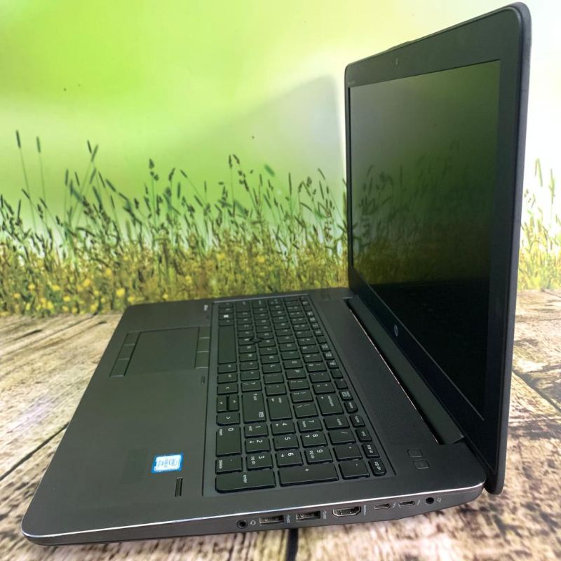 Laptop Gaming Hp Zbook 15 G4 Core i7 Gen 7 DUAL VGA NVIDIA QUADRO M1200M