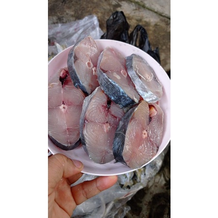 

Ikan Tenggiri Steak tanpa kepala dan ekor