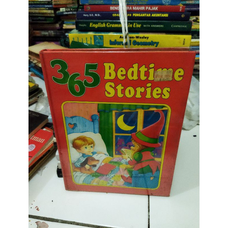365 Bedtime Stories