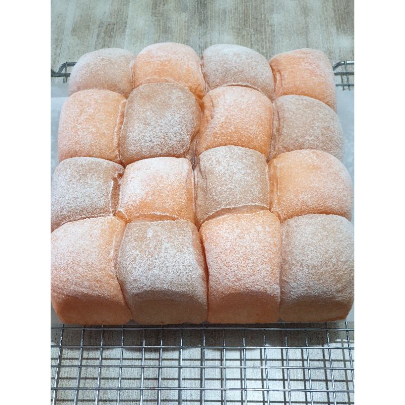 

TieDye Japanese Milk Bun / Bread / Buns / Roti Kasur Pertama Di Jakarta
