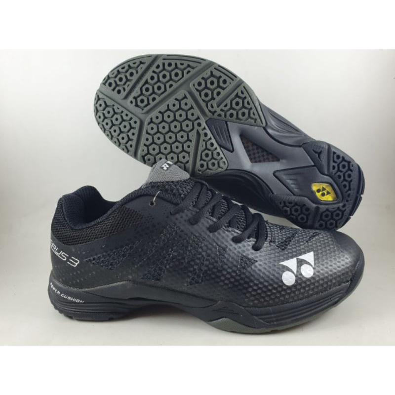 Yonex Aerus 3 Hitam