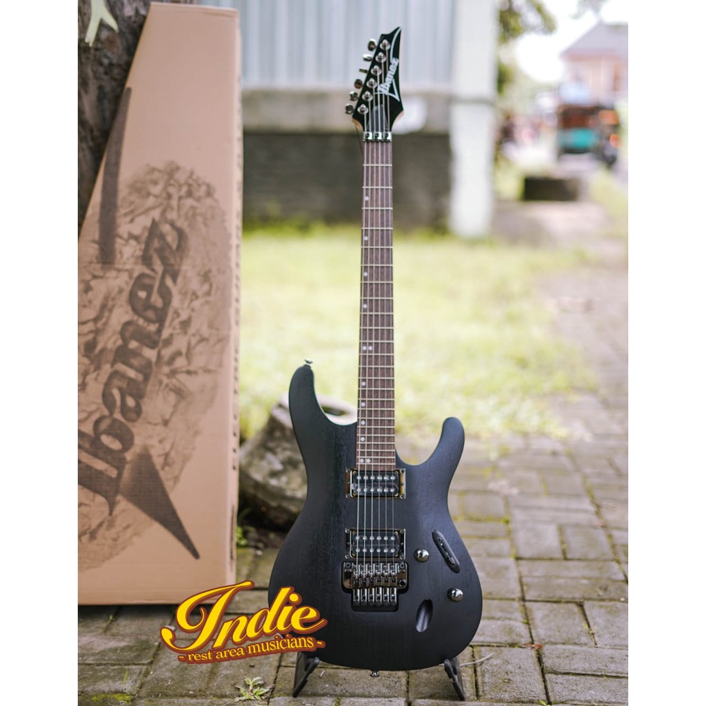 Gitar Elektrik Ibanez S520 WK