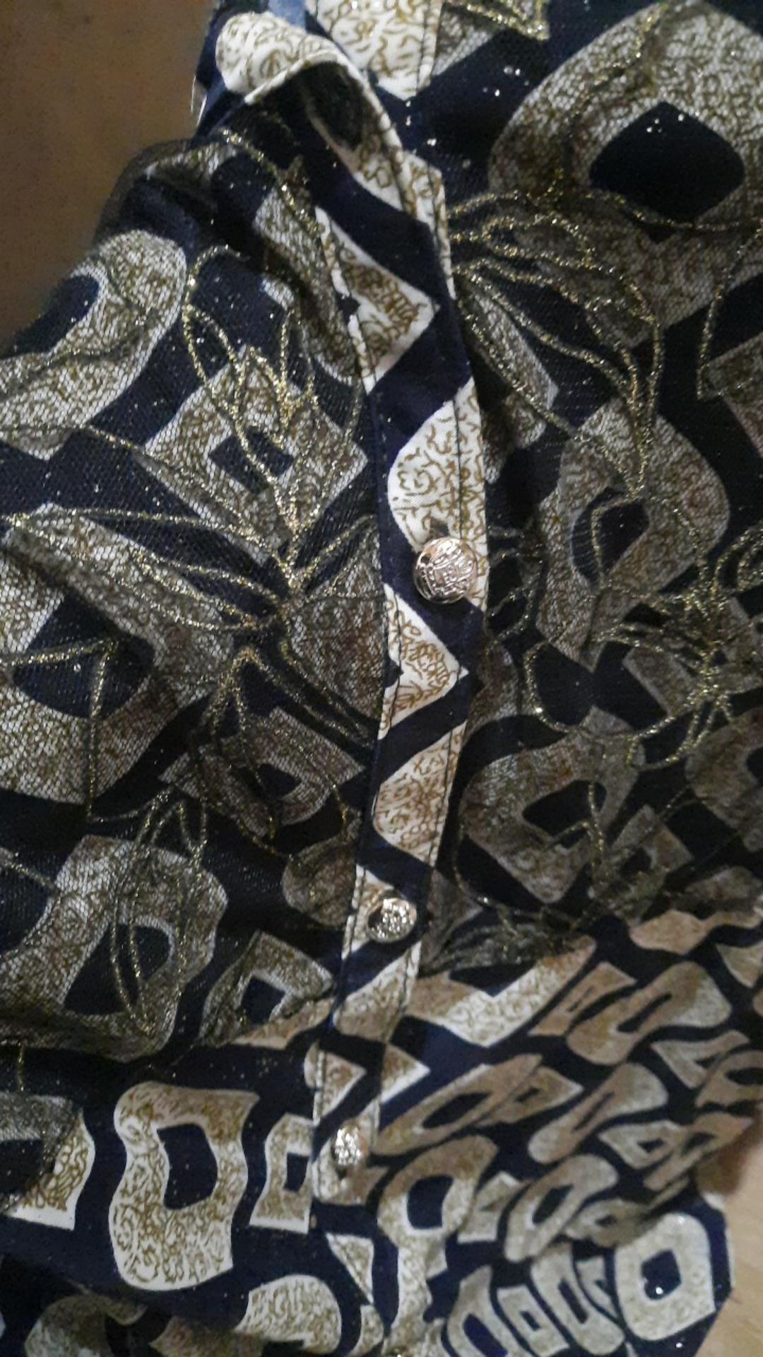 (2) Kemeja Thrift Preloved Under 40 Murah Meriah