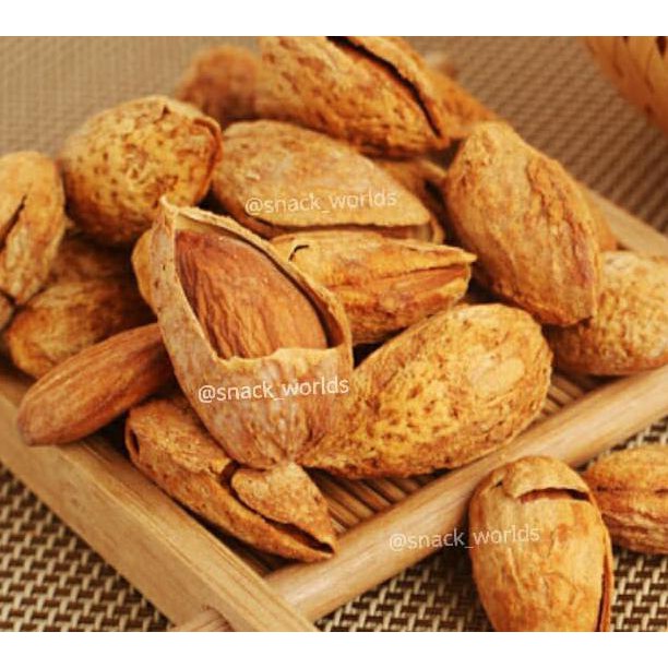 

Super Hot!! 500Gram Almond Roasted ( Kacang Panggang ) Usa California In Shell Bakar