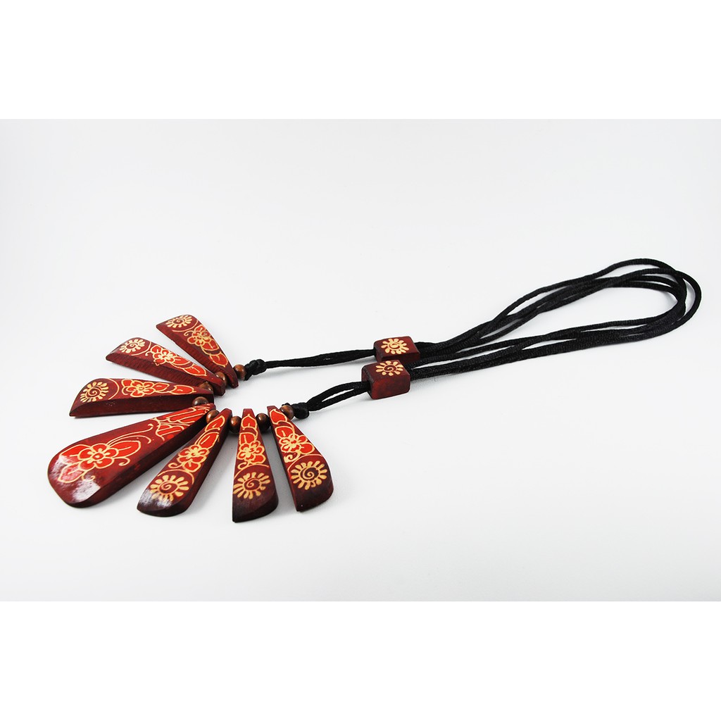 Kalung Batik Merah Souvenir Jogja Indonesia