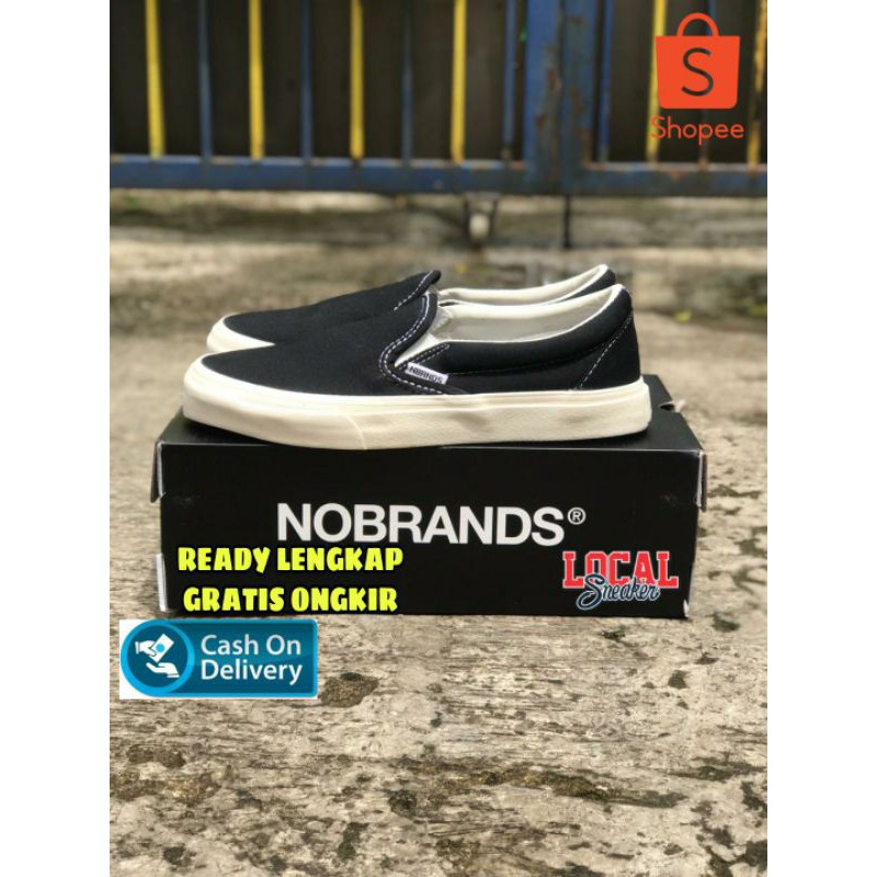 NOBRANDS FOOTWEAR SELOP BLACK WHITE NO BRAND SLIP ON BW SEPATU POLOS ORIGINAL 100% CORONA JANCOK