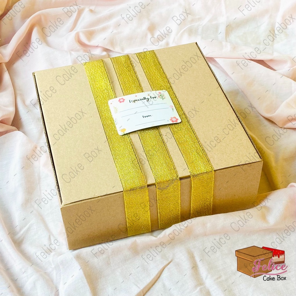 

Kode : BPS330 PAKET BOX PIZZA + PITA EMAS SILVER 1 INCH + GIFT CARD / PAKET BOX HAMPERS / PAKET PACKAGING HAMPERS / PAKET LENGKAP GIFT BOX