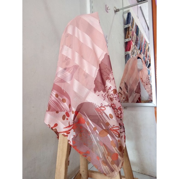 SEGI EMPAT UMAMA VOILA TURKEY