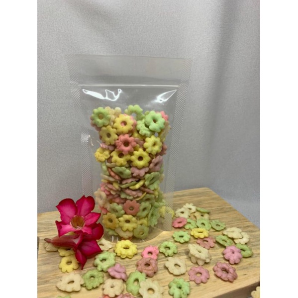 

snack kembang sakura ribut warna asin gurih