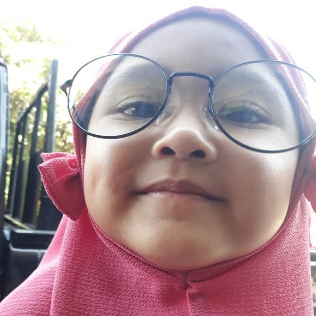 ticha_anggraeni04