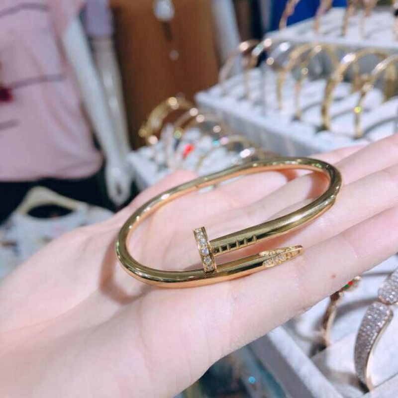 Fourfashion Gelang Titanium Premium Titanium Model Paku Mata Tanam Fashion Wanita TS021