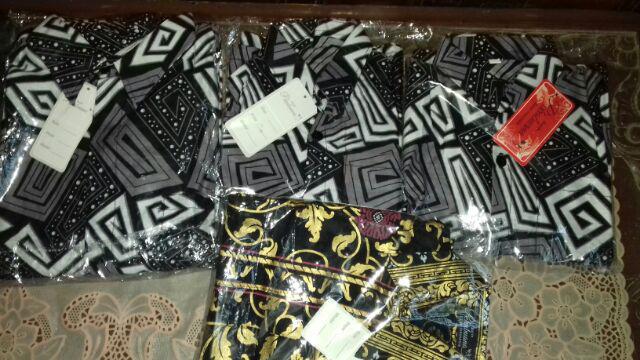 Couple Ayah Anak Batik Abu2