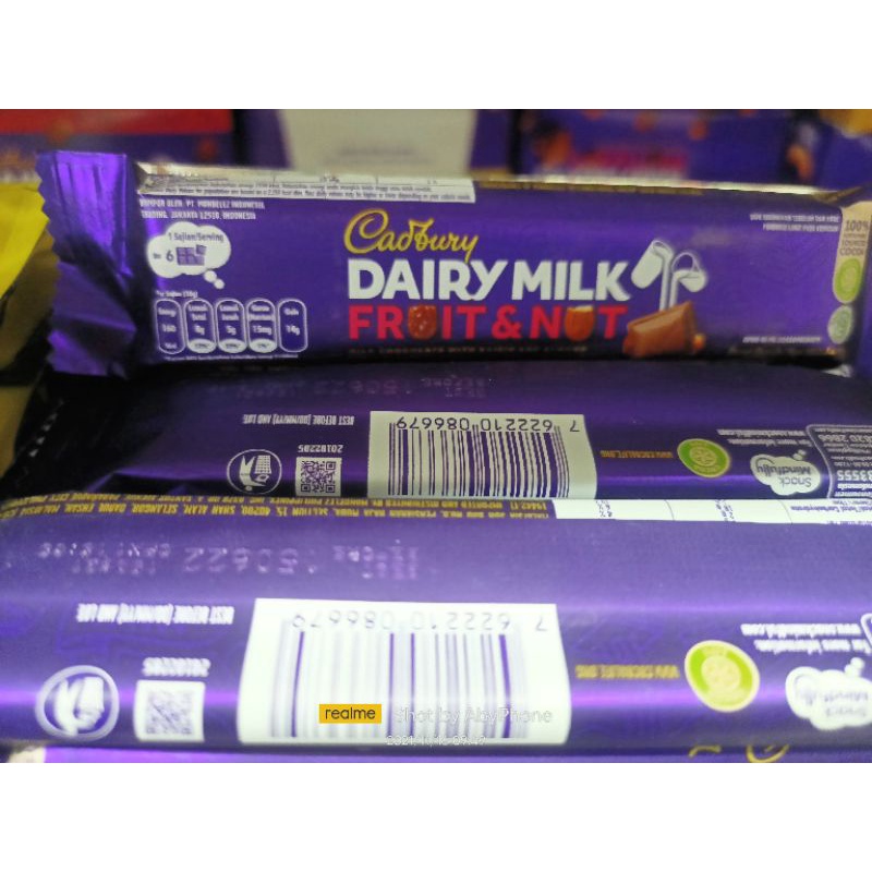 

Cadbury Dairy Milk FRUIT & NUT 30gr