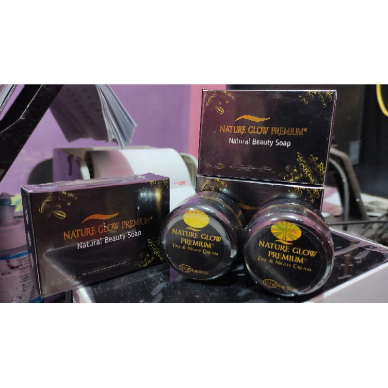 NATURE GLOW PREMIUM ( 2 CREAM + 1 BEAUTY SOAP)