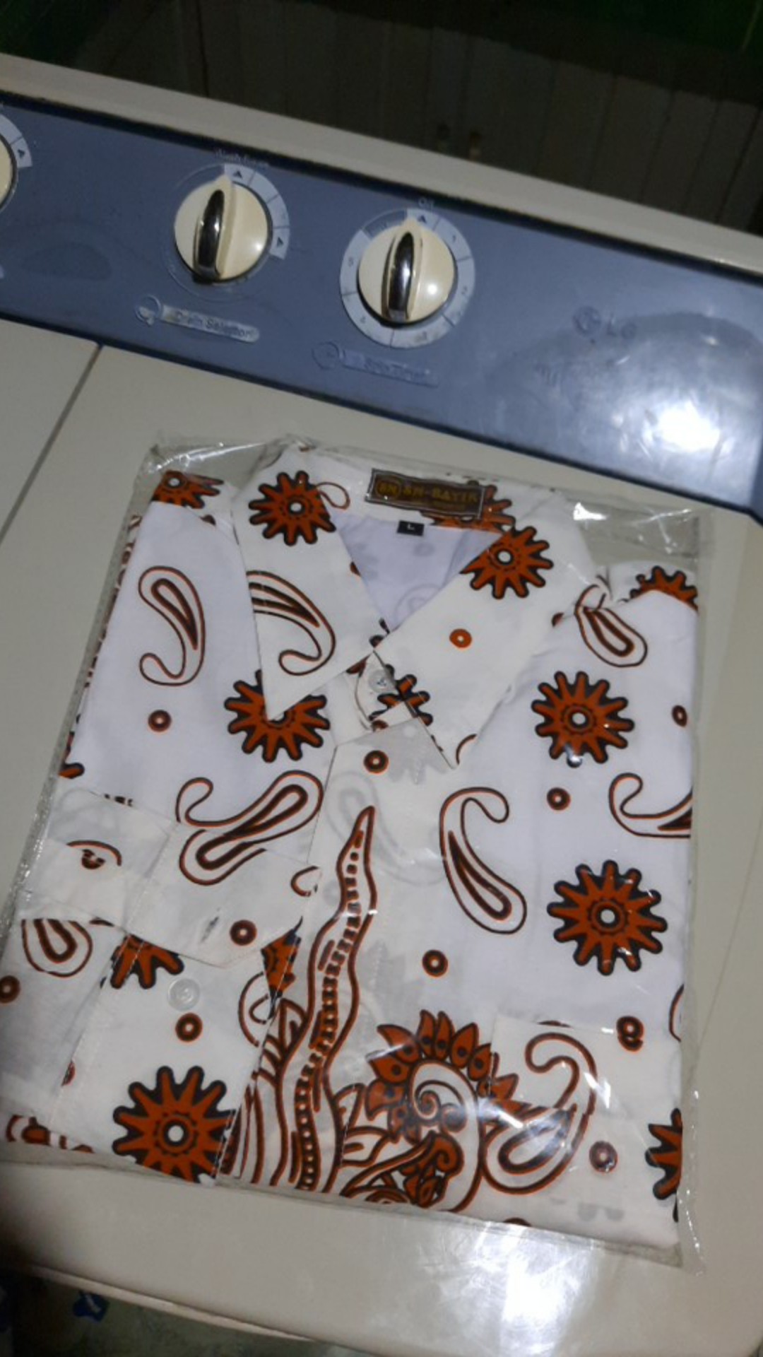 Keris Putih Kemeja Batik Pria Full Furing Bahan Katun Sragenan
