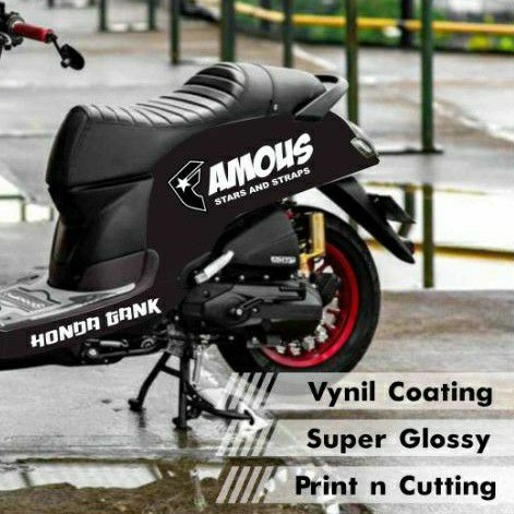 stiker bodi Scoopy stiker Famous