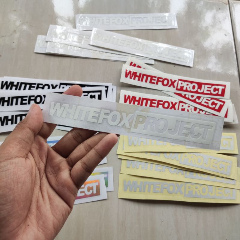 STICKER CUTTING WHITEFOXPROJECT